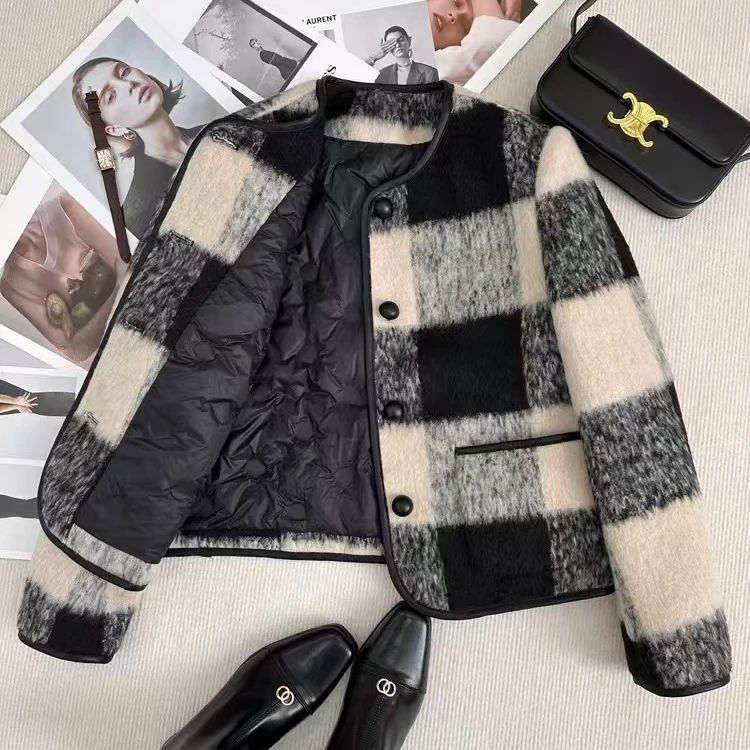 Chiffon Style Plaid Wool Blend Short Coat for Women, Thickened Filled Inner Lining, Fashionable Casual Outerwear
