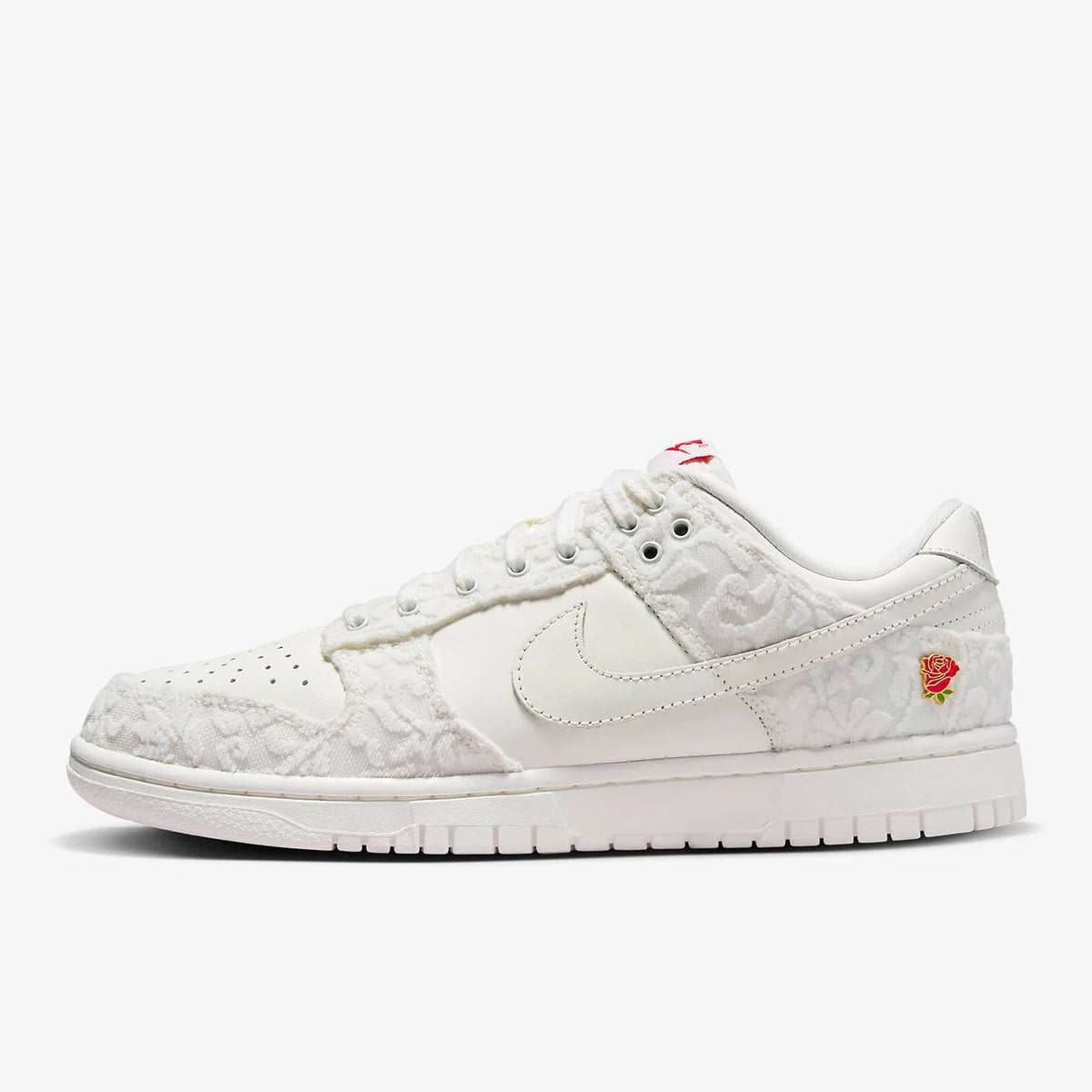 Nike genuine Dunk Low sneakers